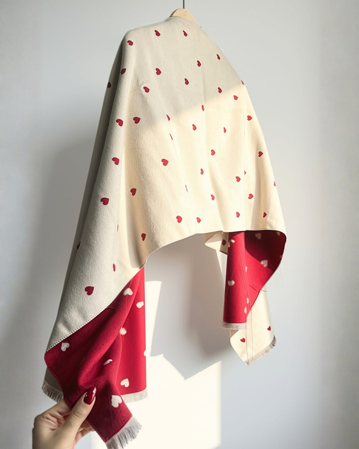 The Two-Way Heart Wrap – Reversible Red & Cream Scarf